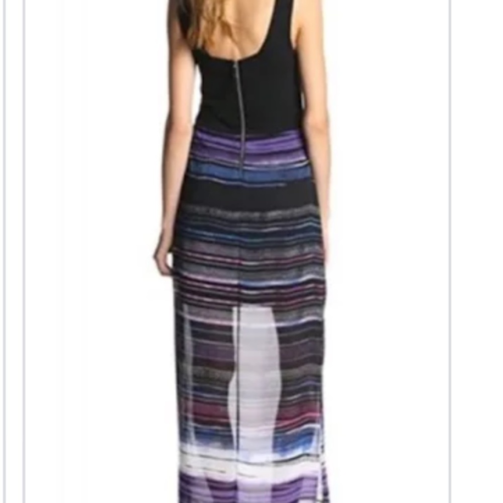 Vince Camuto zipper back maxi dress. Size S